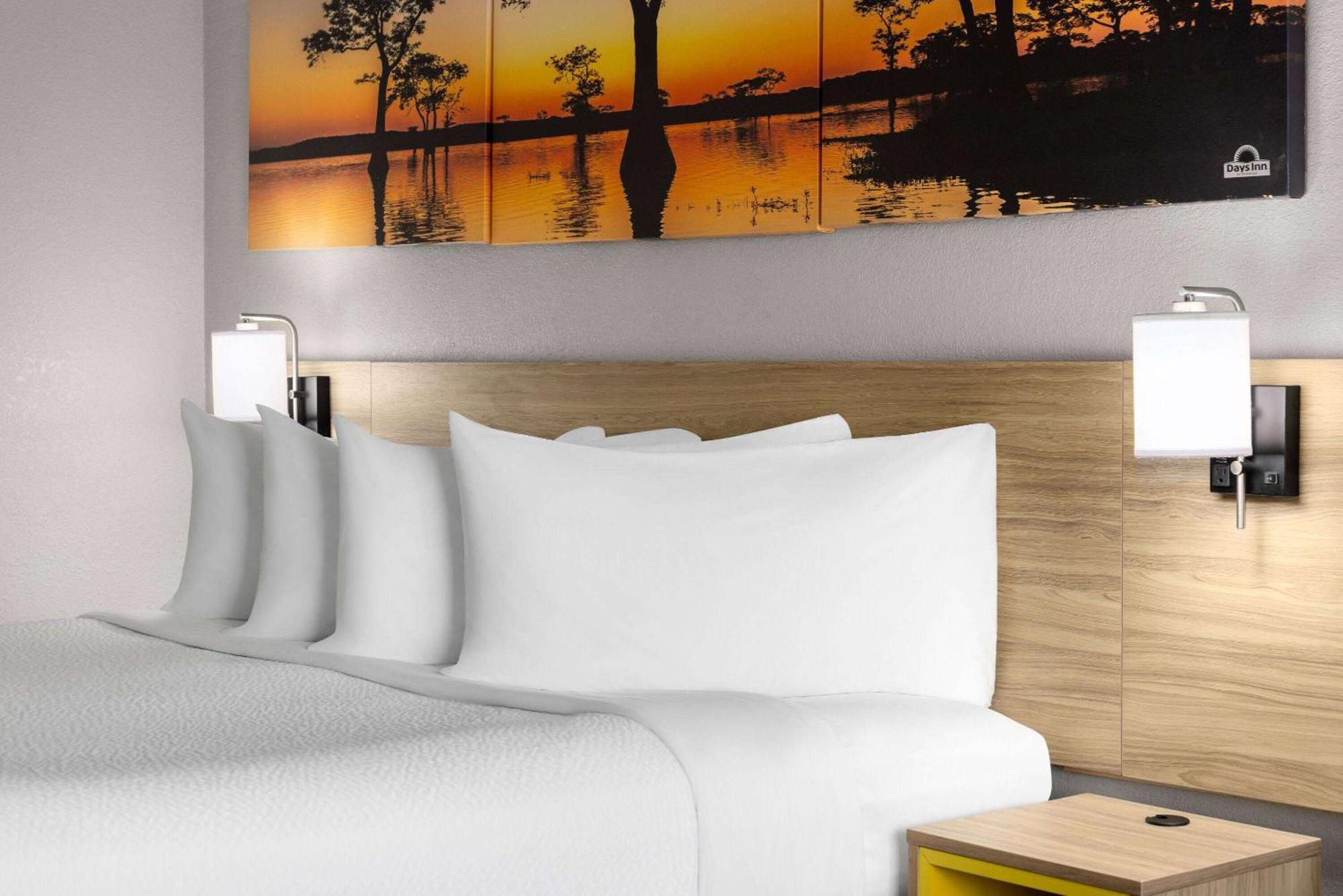 Days Inn By Wyndham Waycross Eksteriør bilde
